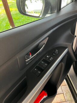 sx4 S-cross - 10