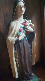 Starozitny relikviár a religiozne sochy. - 10