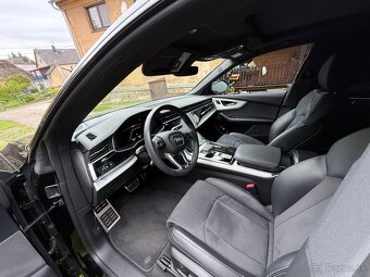 Rok 2023 Audi Q8 3.0 45 TDI Quattro S line - 10