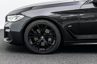 BMW 530d - 10