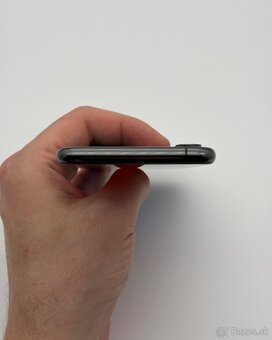 Apple iPhone XS Space Gray 256GB - 10