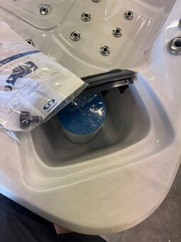 Vířivka Victoria SPA - 10