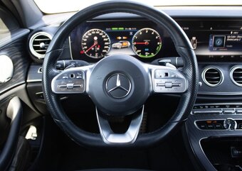 Mercedes Benz E 300 de T Avantgarde (2020) - 10