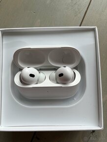 Apple AirPods Pro 2 - 10