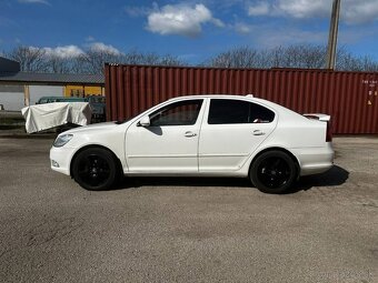 Škoda Octavia 1.4 MPI - 10