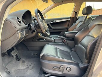 Audi A3 Sportback 3.2 V6, quattro DSG - 10
