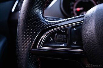 Škoda Octavia RS Combi - 10