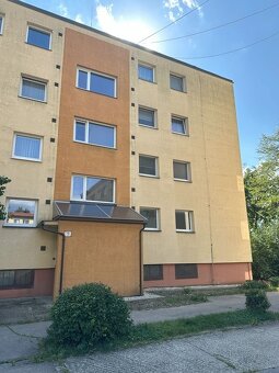 Predám 3-izbový byt - 10