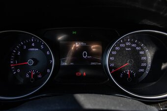 Kia Ceed SW 1.5 T-GDi GT-Line M6 - 10