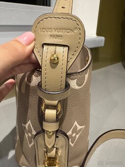 Louis Vuitton bucket bag - 10