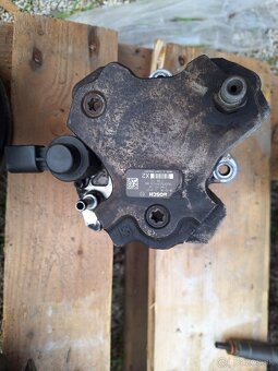 Predám diely z motora BMW X5 e70r.v 2008 - 10