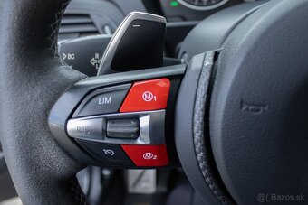 BMW M240i xDrive - 10