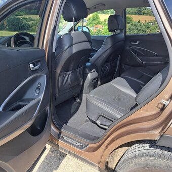 Hyundai Santa Fe - 10