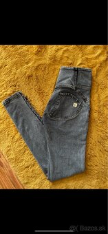 RÔZNE FREDDY JEANS - 10