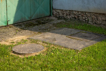 Rovinatý stavebný pozemok v centre | Moldava nad Bodvou - 10