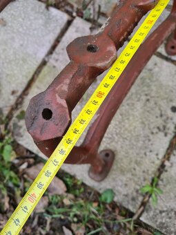 Nohy na lavicku - 10