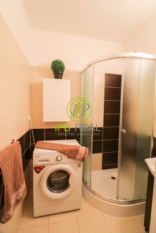 VEĽKÁ LOGGIA Krásny 1-izb. byt KOMPLETNE ZARIADENÝ na Landa - 10