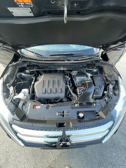 Mitsubishi Eclipse Cross 1.5T - 10