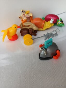kinder figúrky - 10