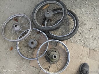 Jawa babetta alkatrészek eladók - 10