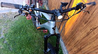 Krbónový CUBE STEREO HYBRID 160 HPC SL 750Wh, XL - 10