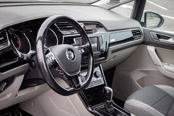 Volkswagen Touran 2.0 TDI - 10