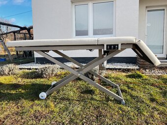 nové NEREZOVÉ elektrické masážne lehátko - 10