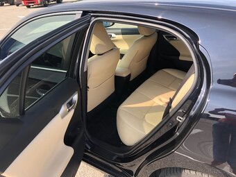 Predam Lexus CT 200h - 10