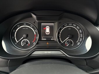 Škoda Octavia Combi 2.0 TFSI RS DSG - 10