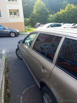Predám Škoda Octavia combi 1,6 benzín 75 kw - 10