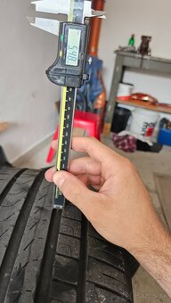 letne gumy 235/45 r18 - 10