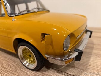 Škoda 100 1:8 DeAgostini - 10