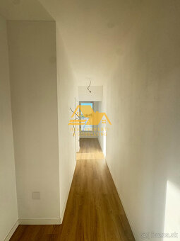 Predám moderný penthouse s veľkými terasami v Nových Zámkoch - 10