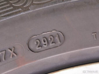 215/65 R17 - zimné pneu Michelin (4 ks) 6 mm - 10