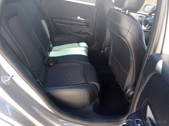 Mercedes-Benz B 200 CDI - 10