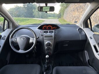 Toyota Yaris 1.33 VVT-i • 74kW • 2011 • STK/EK 03/2027 - 10