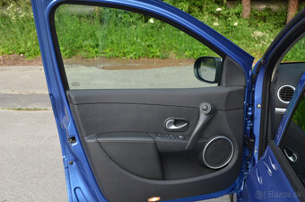 RENAULT CLIO GT 1.6 BENZÍN 94KW - 10