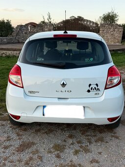 Renault clio III hatchback - 10