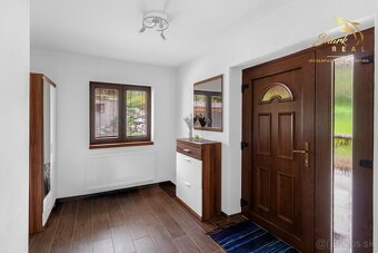 Priestranný dom v lone prírody - 10