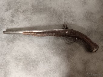 Starožitné pištole pušky - 10