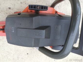 Motorová píla Husqvarna 61 - 10