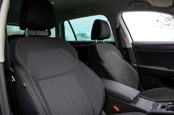Škoda Superb Combi 2.0TDI DSG automat - 10