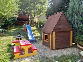Záhradný drevený domček pre deti - 10