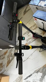 Xiaomi Mi Electric Scooter Pro 2 - 10