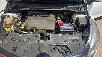 RENAULT CLIO IV 1.2 16v - 10