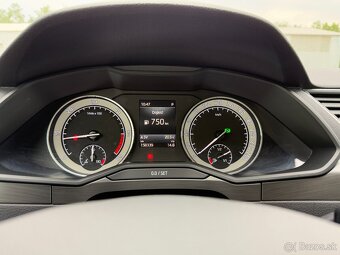 Skoda Superb Combi 2.0 TDI 140kw - 10