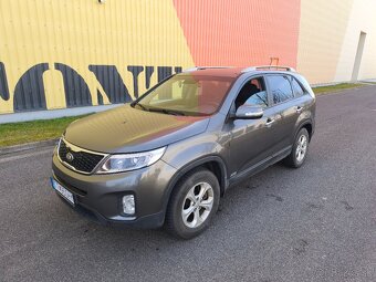 Kia Sorento 2.2 CRDI  4x4 automat 7 miestna verzia - 10