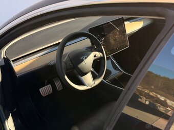 Tesla Model 3 | Performance | 377kw | AWD | 82kwh - 10