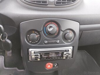 Renault Clio 1.2 Authentique - 10