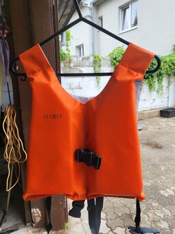 Predávam plavecké vesty - 10